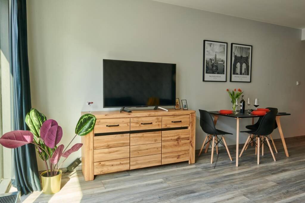 לובלין Easy Rent Apartments - Crystal מראה חיצוני תמונה